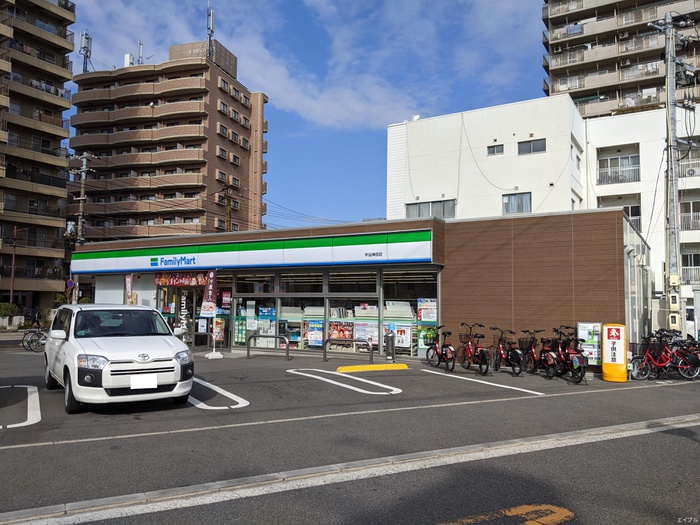 コンビニ　ファミリーマート 宇品神田店（コンビニ）まで380m