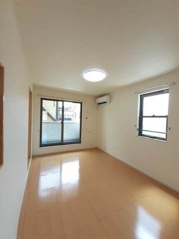 居室・リビング　おしゃれな居間です