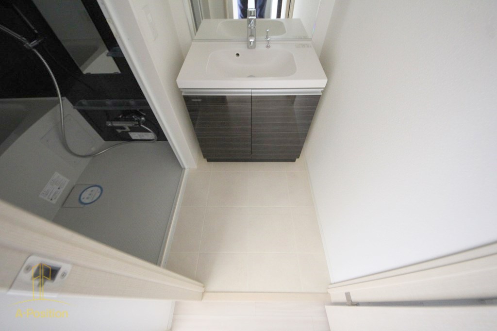 洗面設備　コンフォリア心斎橋EAST