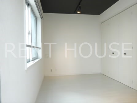 居室・リビング　別号室の参考写真となります