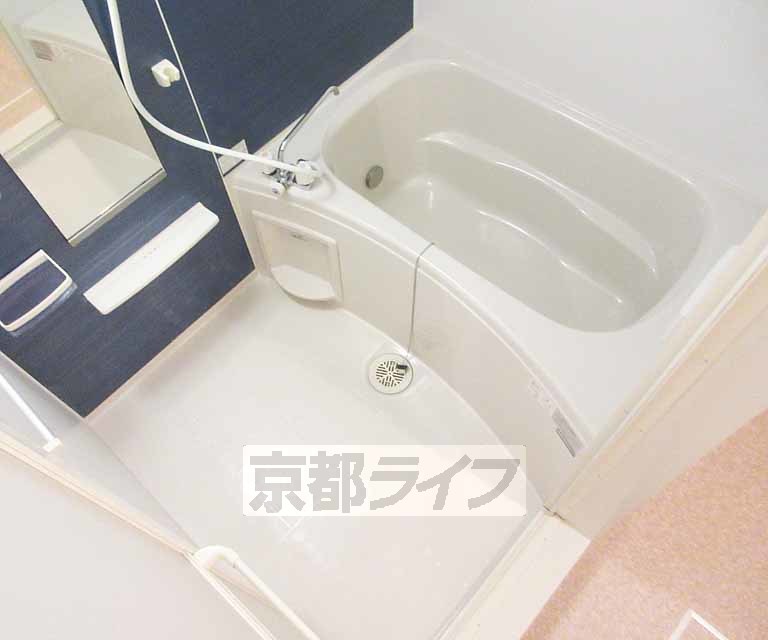 バス・シャワールーム　ゆったりバスルーム