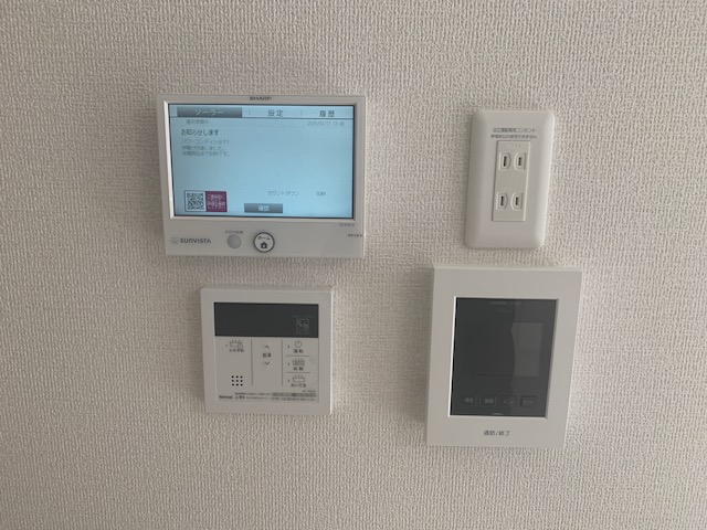 セキュリティ　イメージ写真　TVドアホン付