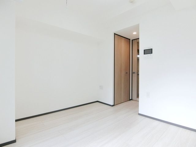 その他部屋・スペース　☆明るい色調のフローリング☆