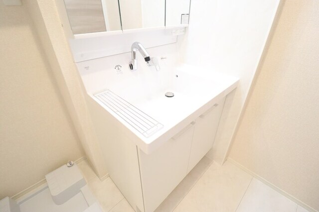 洗面設備　洗髪洗面化粧台