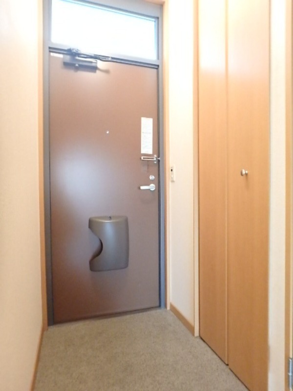 玄関　図面と現状に相違がある場合には現状を優先