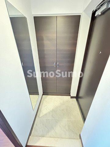 玄関　落ち着いた玄関です