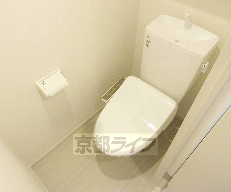 トイレ　ウォシュレットつき！