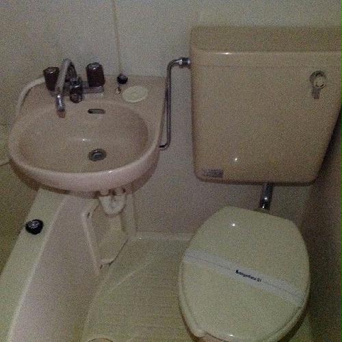 トイレ　設備が現物と異なる場合があります