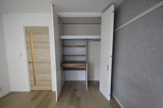収納　※別部屋の写真です