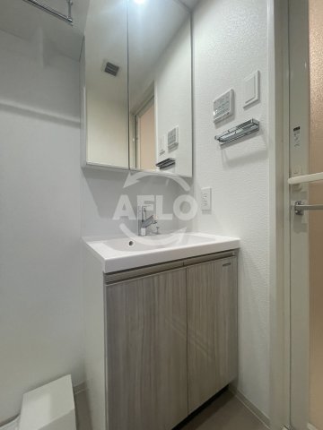 洗面設備　レオンヴァリエ長堀通　独立洗面台