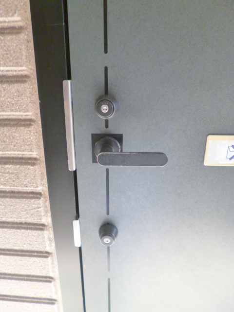 セキュリティ　☆安心のダブルロック☆