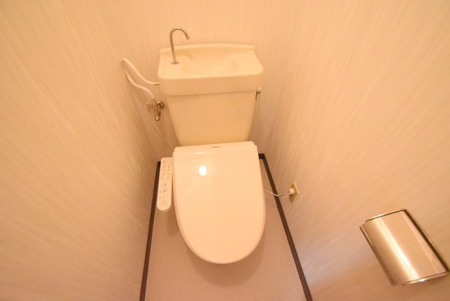 トイレ　※別部屋参考画像です。