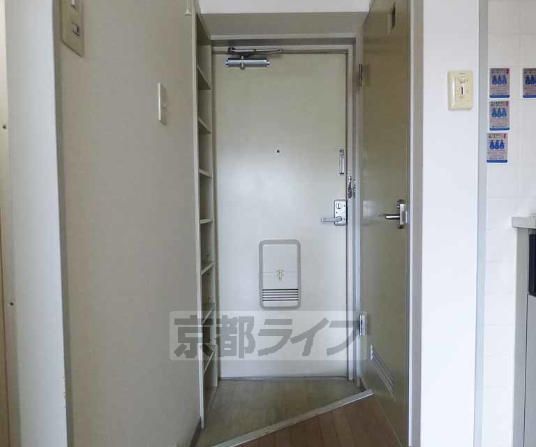 玄関　玄関です。