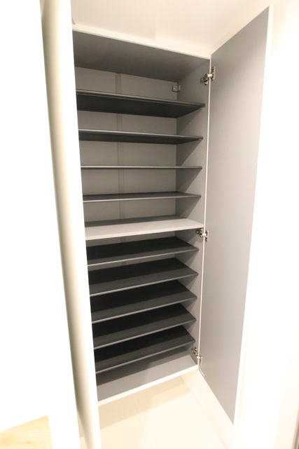 玄関　※別室参照写真