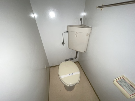 トイレ　※別部屋の写真です