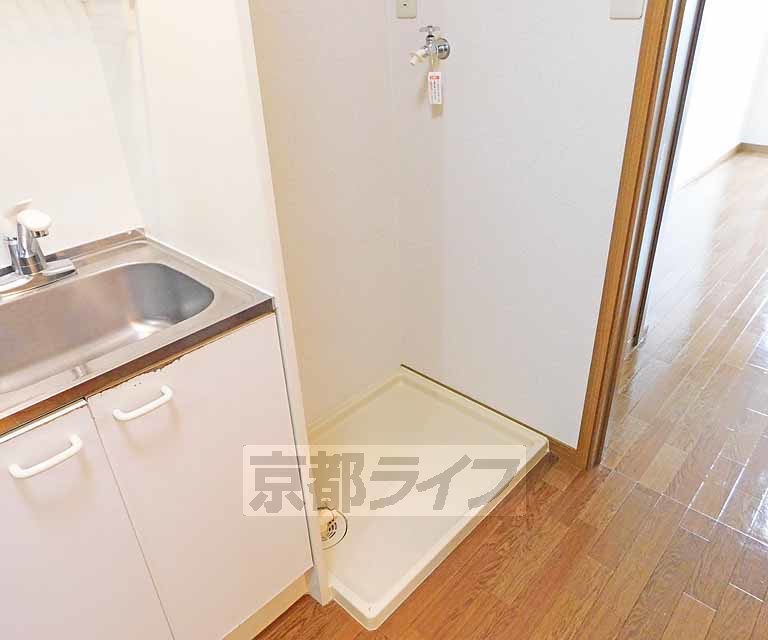 その他設備　室内に洗濯機も設置可能です。