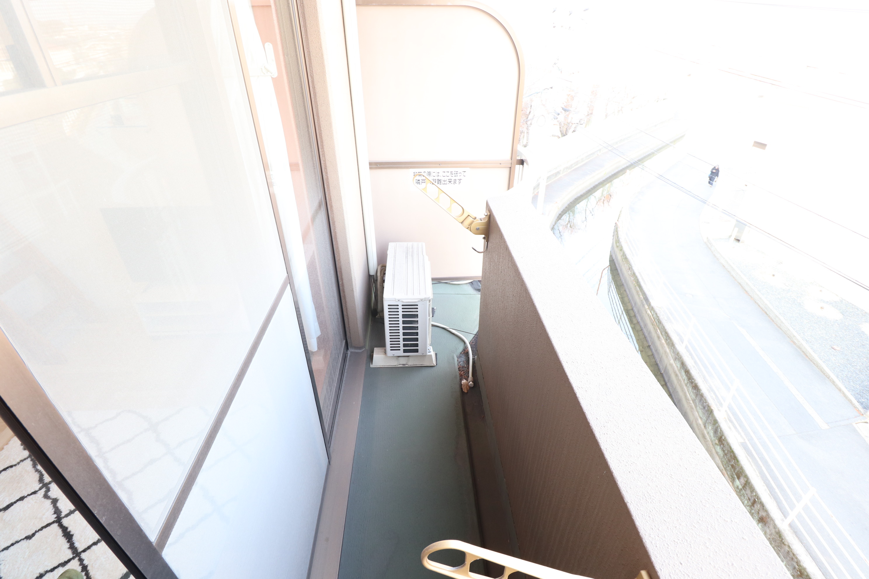 バルコニー　バルコニー