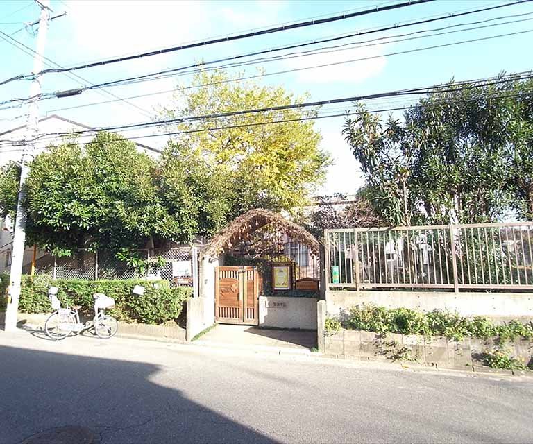 幼稚園・保育園　朱い実保育園（幼稚園・保育園）まで349m
