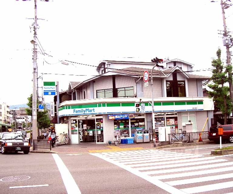 コンビニ　ファミリーマート賀茂大橋店（コンビニ）まで460m