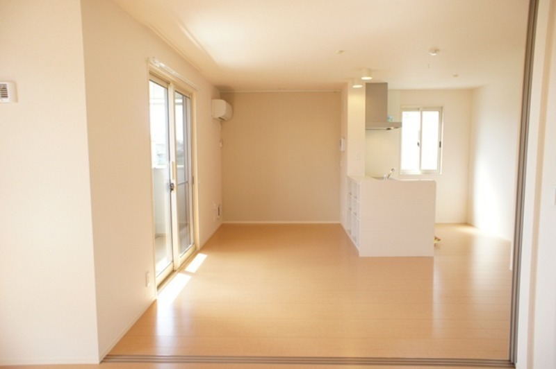 居室・リビング　図面と現状に相違がある場合には現状を優先