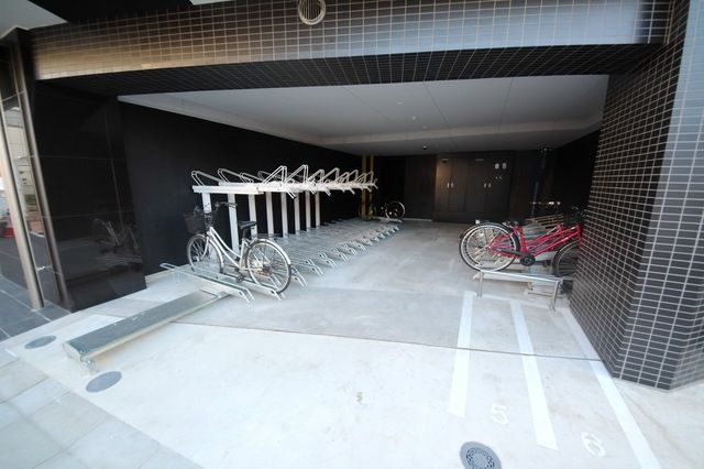 駐車場　★駐輪場★