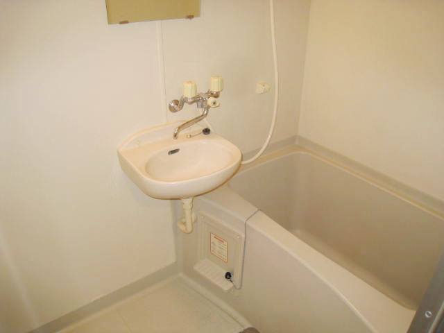 洗面設備　同物件別号室