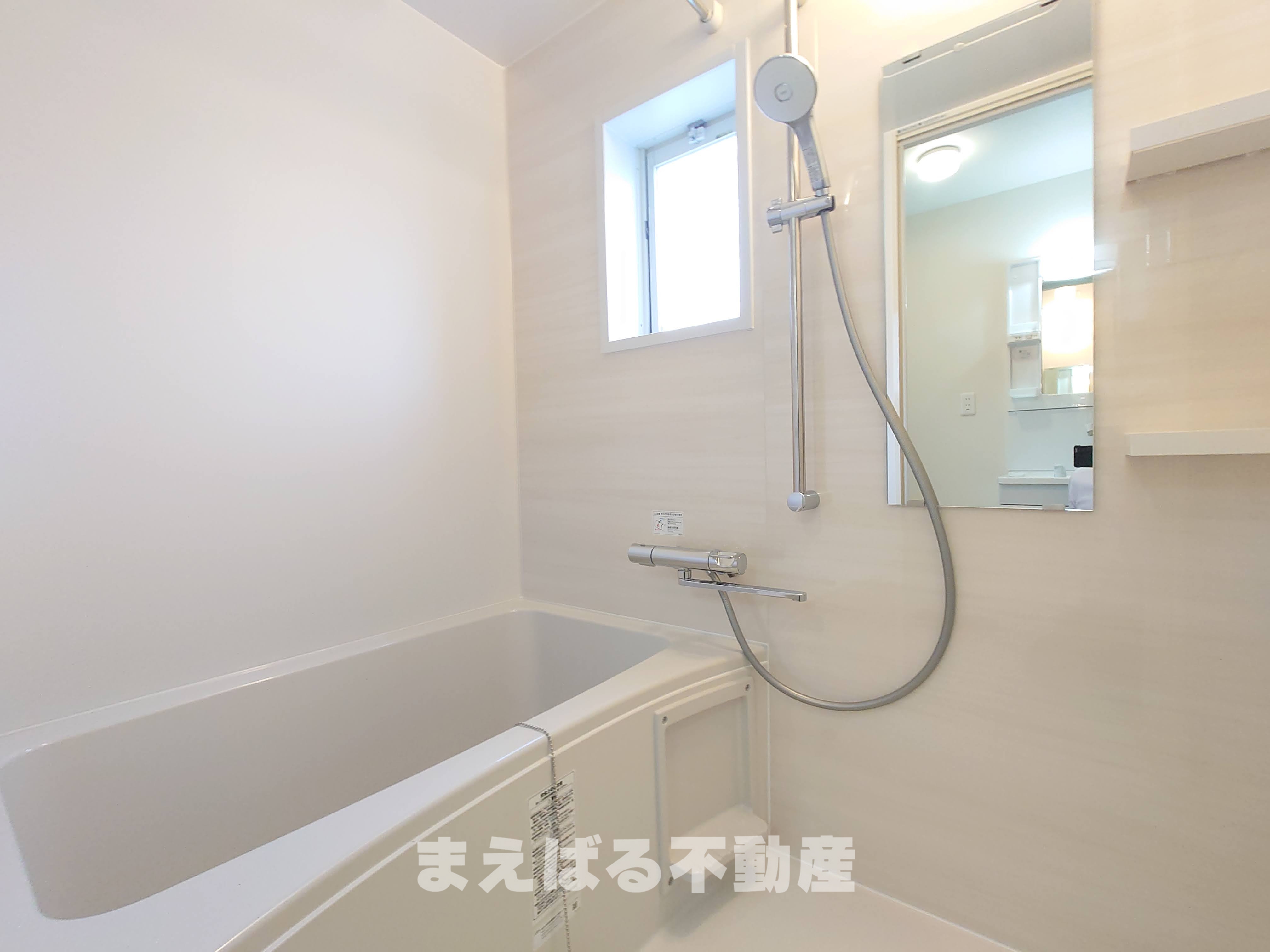 バス・シャワールーム　バスルーム