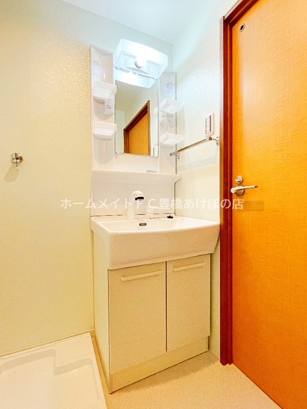 洗面設備　同型別部屋写真