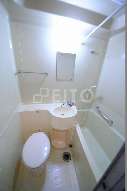 バス・シャワールーム　写真は１１７号室