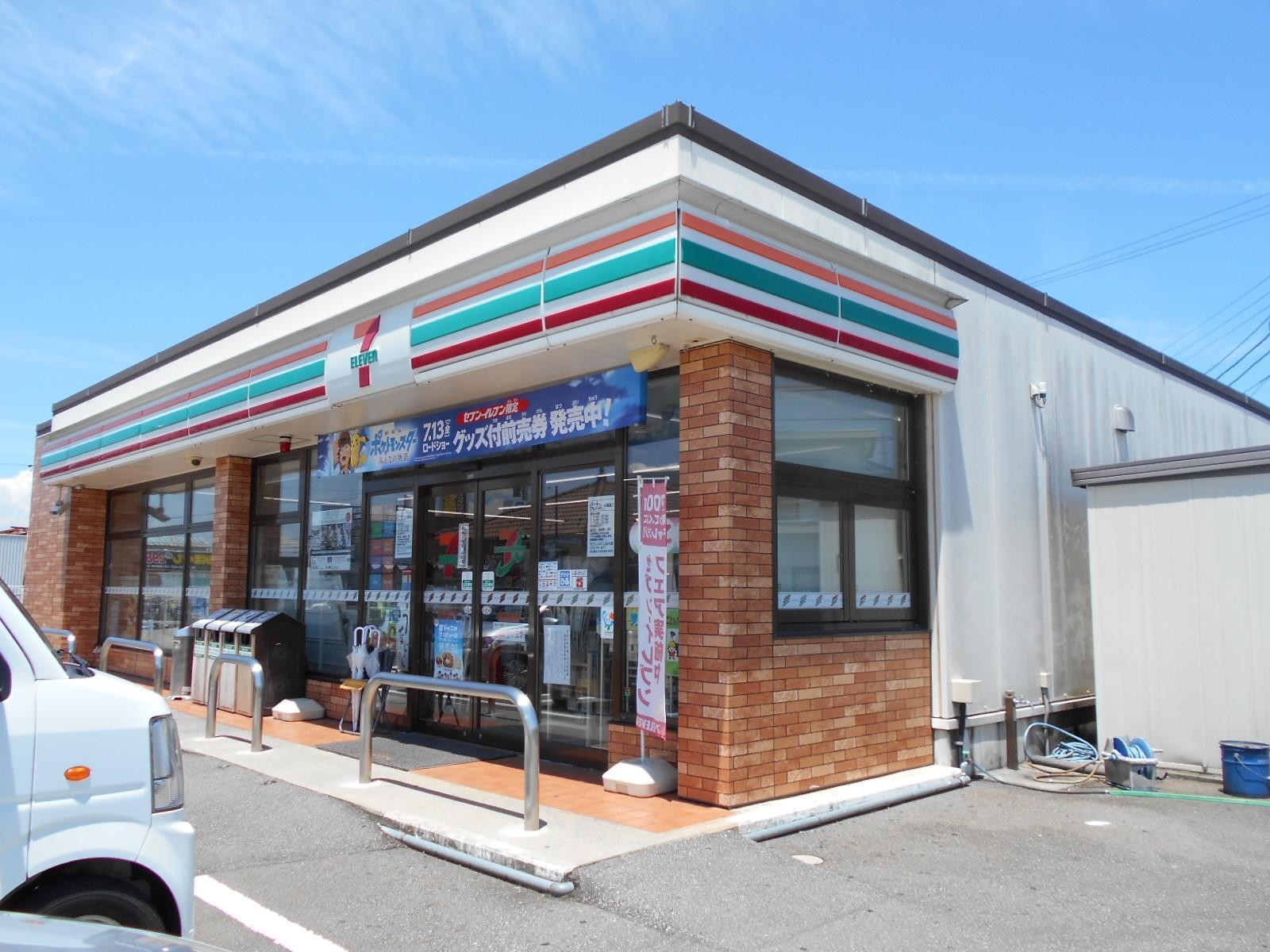 コンビニ　セブンイレブン富山中川原店（コンビニ）まで221m