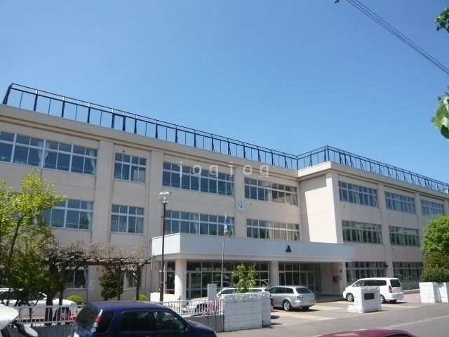 その他　札幌市立新川西中学校（その他）まで557m