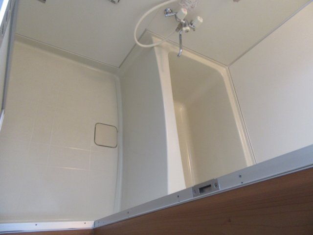 バス・シャワールーム　日々の疲れを癒すお風呂付です