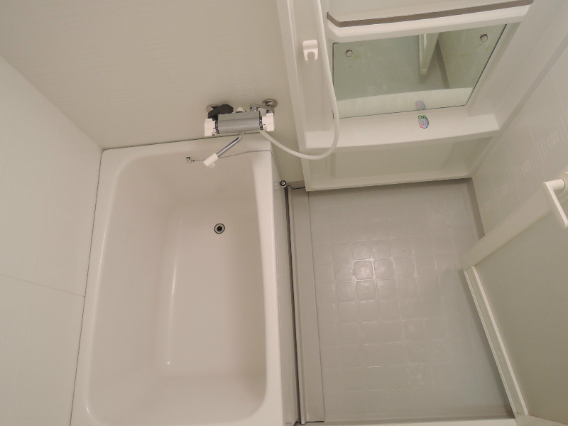 バス・シャワールーム　浴室