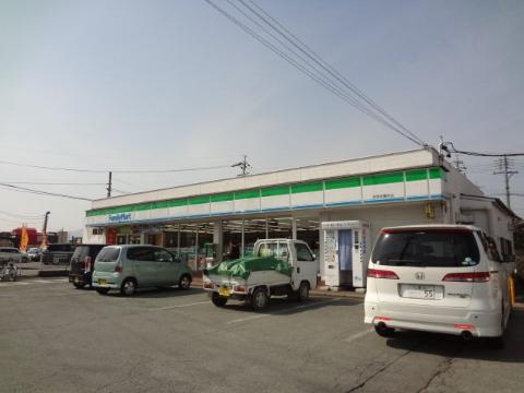 その他　ファミリーマート松阪学園前店（その他）まで327m