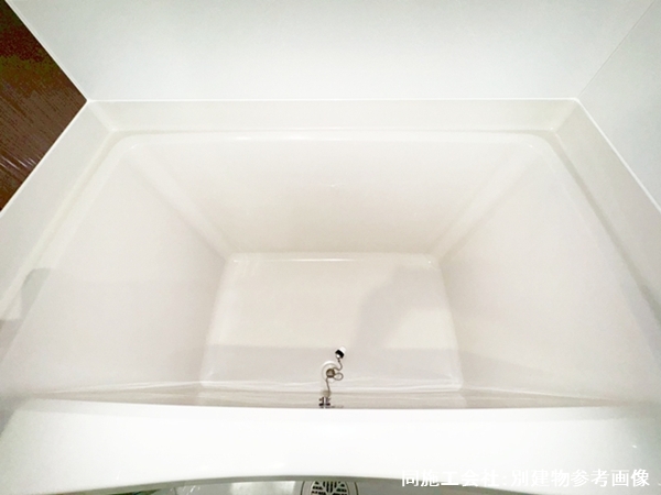 バス・シャワールーム　雨の日でも安心の浴室乾燥機付きです♪