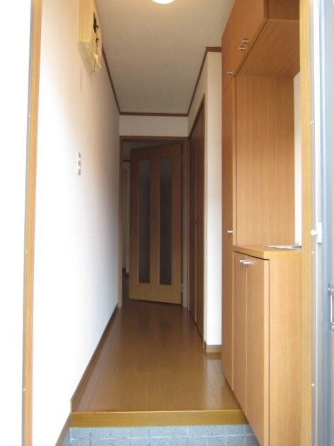 カーサ グラッツィオーソの玄関写真