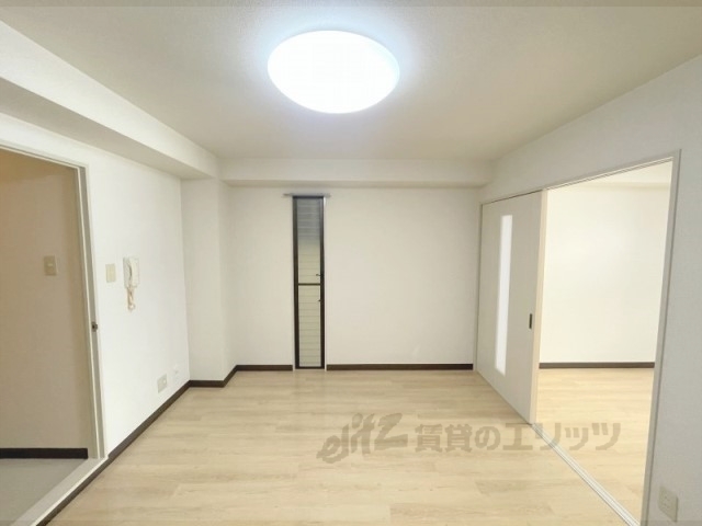 居室・リビング　洋室