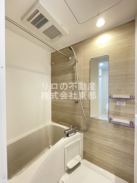 バス・シャワールーム　浴室には乾燥機が付いているので梅雨の時期でも安心です☆