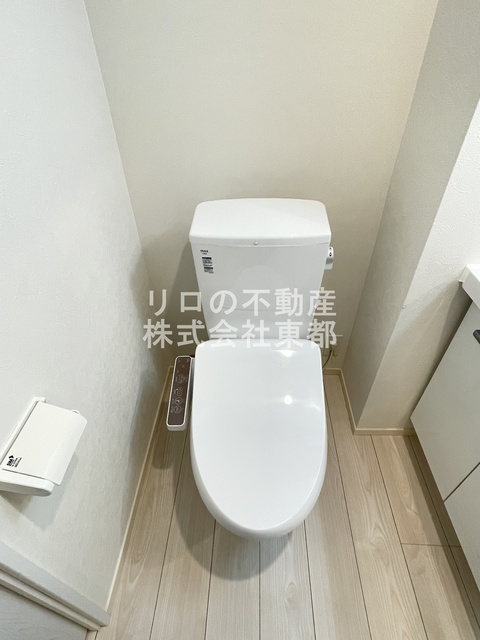 トイレ　洗浄・暖房便座付です！