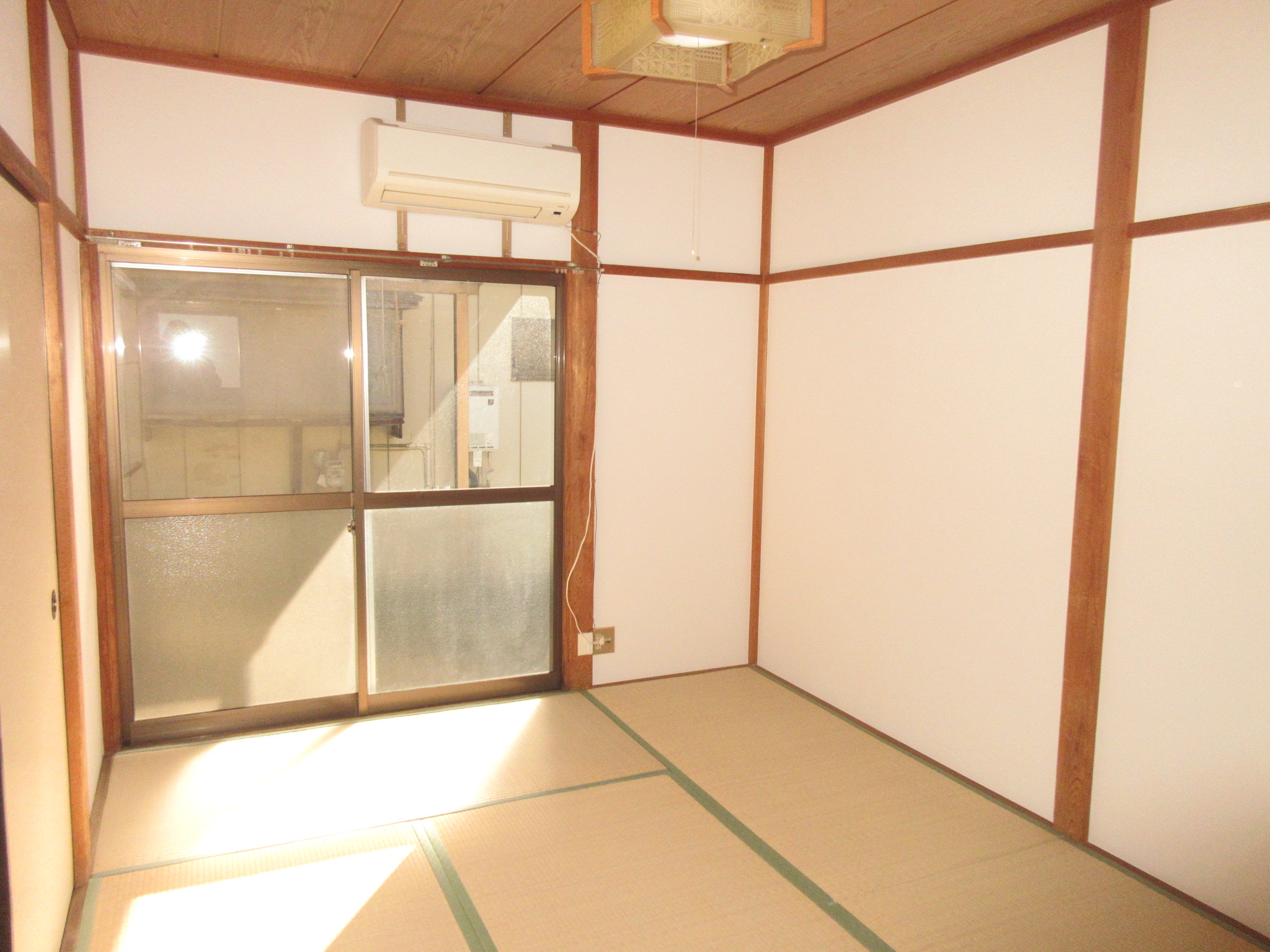 慎和住宅の居間写真