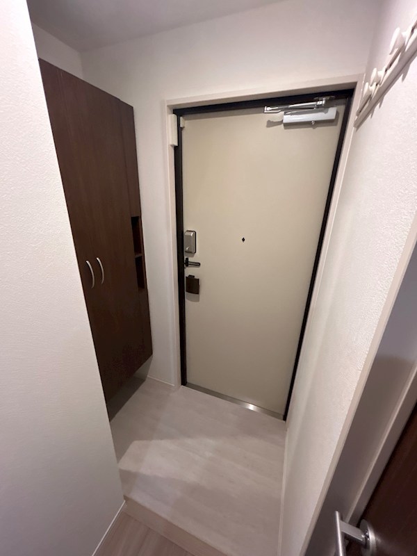 玄関　ハピネス　ミノリ　北区田端新町１