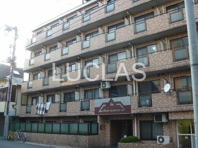 建物外観　『想いの先を照らし出す。』信頼が必要だからこそ、弊社へお任せ