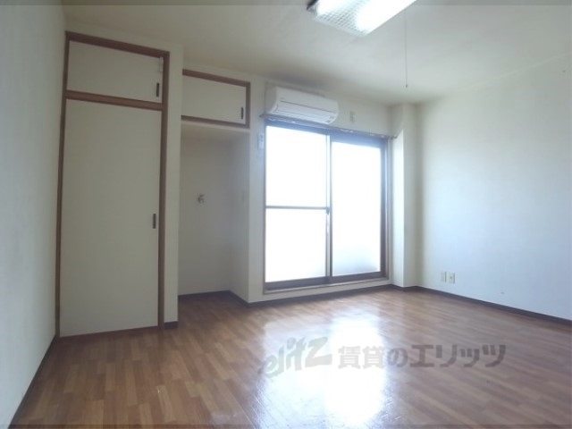 居室・リビング　洋室