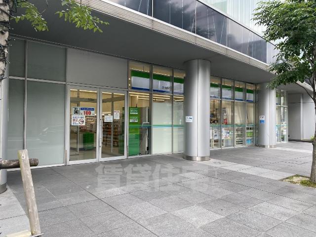 コンビニ　ファミリーマート　白川（コンビニ）まで288m