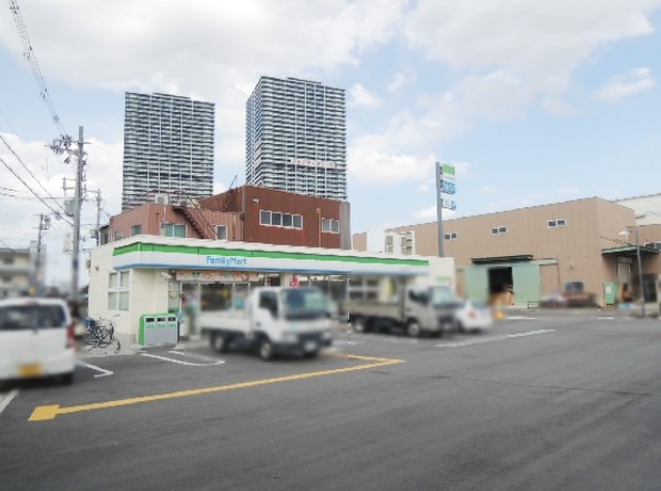 コンビニ　ファミリーマート 八尾跡部北の町店（コンビニ）まで395m