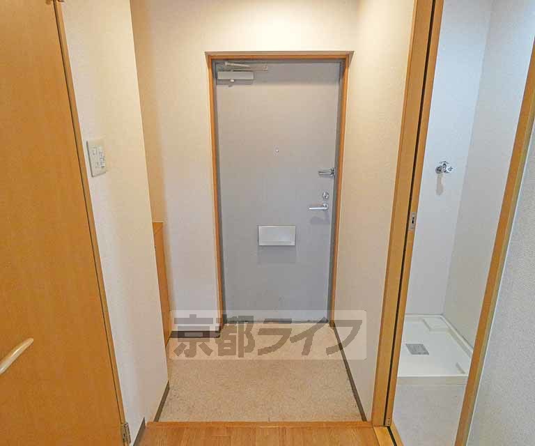 玄関　玄関です。