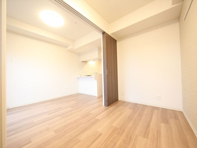 その他部屋・スペース　ＬＤＫ8.5帖　洋室4.5帖　つなげても仕切っても使えます