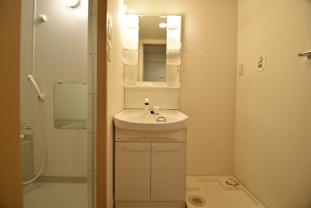 洗面設備　洗髪洗面化粧台