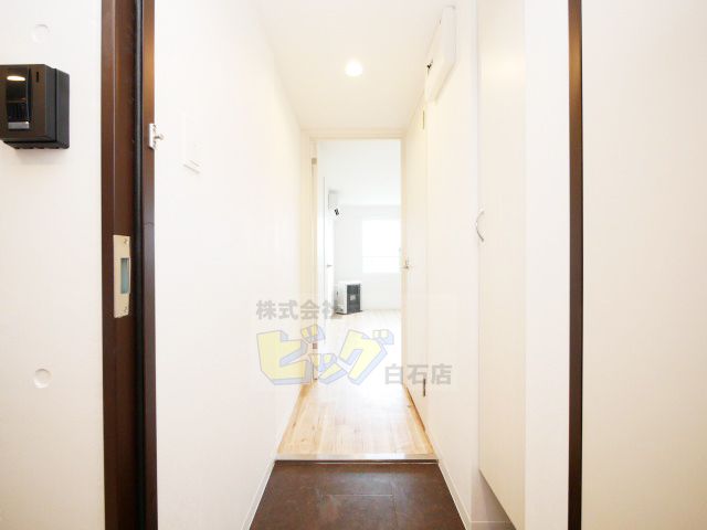 玄関　スッキリとした広々玄関です♪