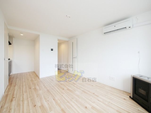 居室・リビング　広い間取りで使いやすいリビングです♪